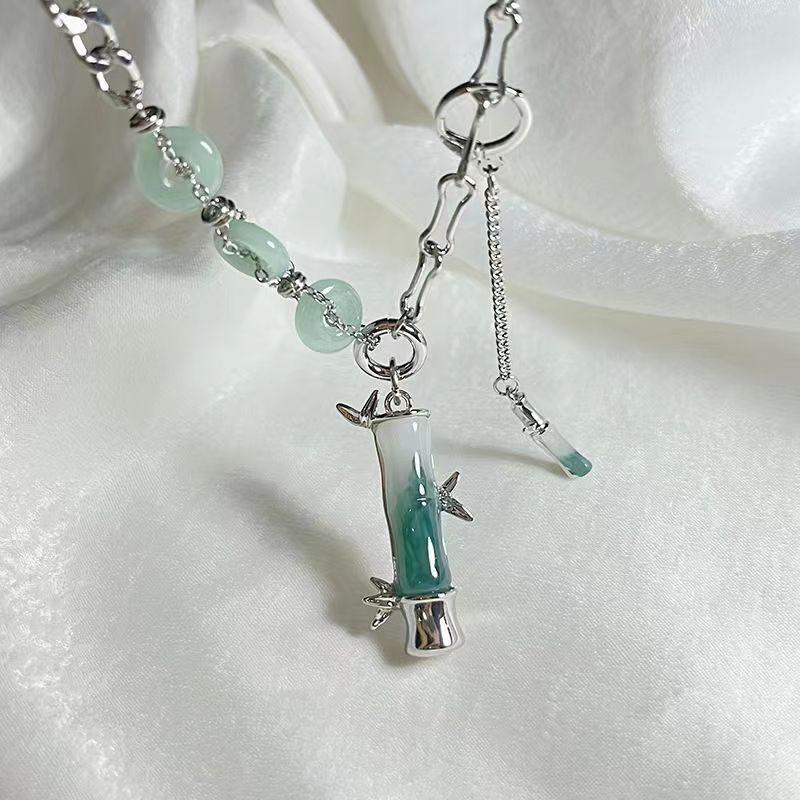 Laurel fairy rabbit zircon necklace female niche design advanced sense cute sweet versatile smart jade rabbit collarbone chain