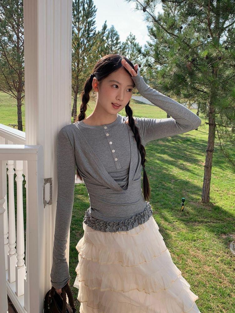 Korean Retro Fake Two-Piece Long-Sleeve T-Shirt, Flattering Swing Neck Button-Up for Women - Spring/Autumn Slim Fit