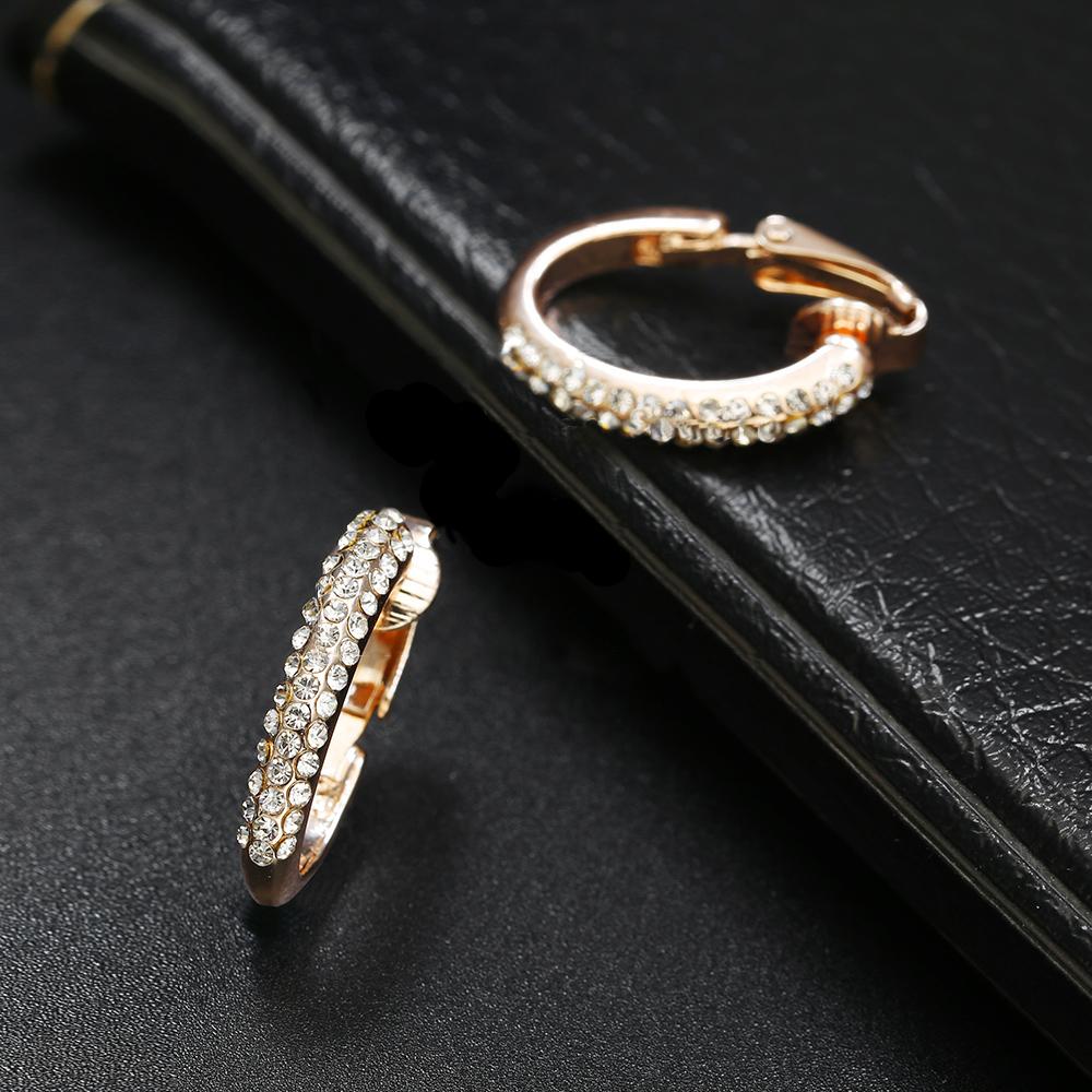 New Arrival Creative High-grade Elegant Crystal Clip On Earrings Without Piercing Gold Ear Clip Wedding Party Earrings for Women
