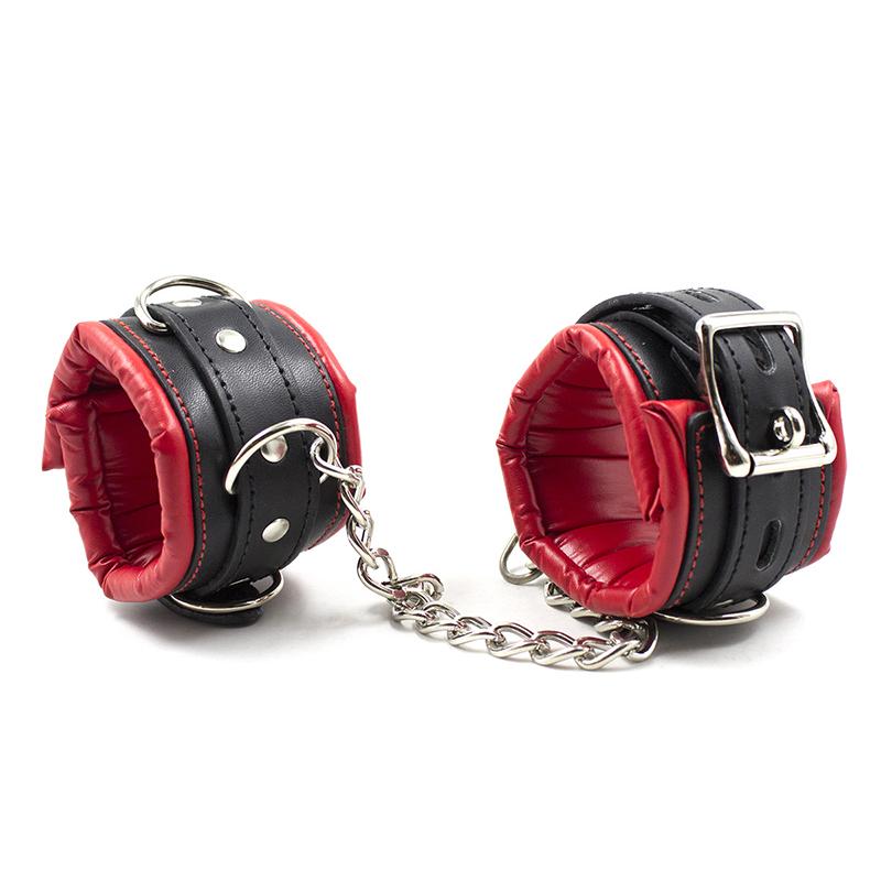 Fournitures pour adultes, jouets de bondage, mains liées, fournitures pour adultes lâches, menottes rouges groupées, jouets en cuir pour couple réglables