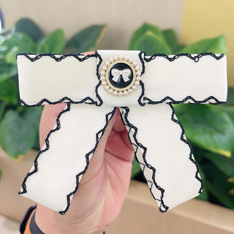 

Korean Temperament Bow Tie Brooch Women Mourning Brooch Suit Shirt Collar Pins College Style Corsage Clothes Decoration білий