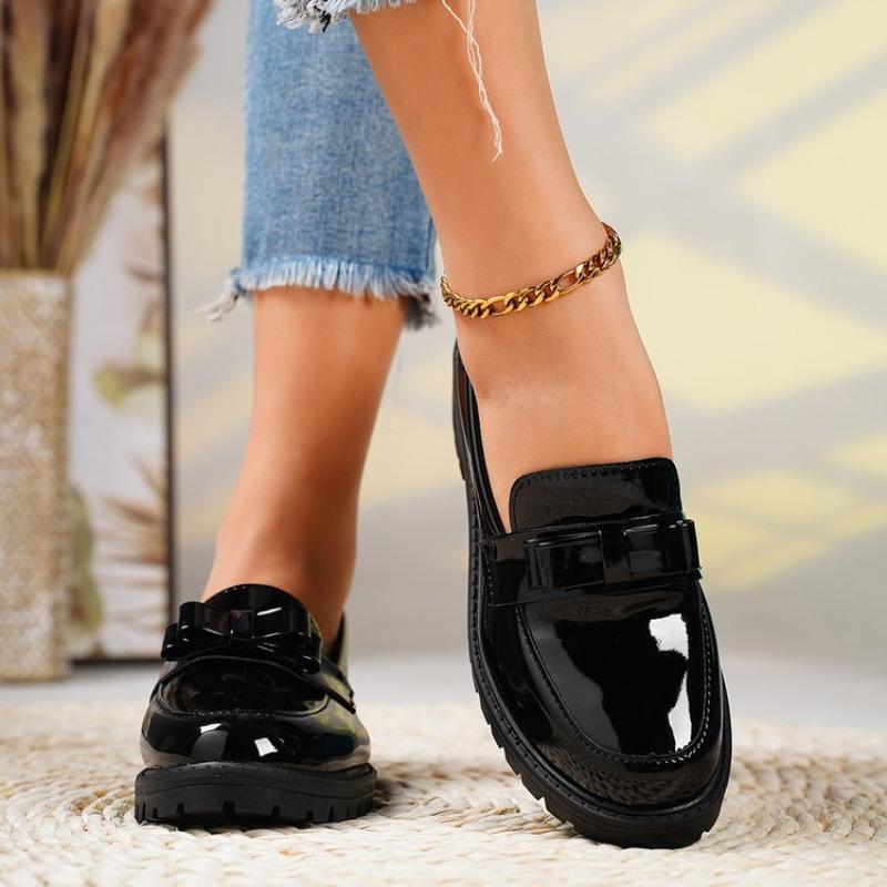 Mote PU Lær Damesko 2025 Vår Spiss Tå Slip-on Dame Casual Loafers Elegant Sløyfe Kontor Medium Hæl Sko Zapatos Mujer