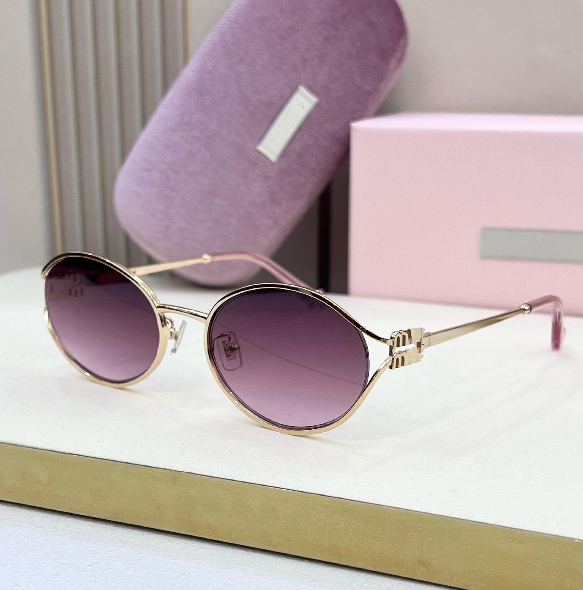 

Женские ретро-солнцезащитные очки в маленькой круглой металлической оправе — защита от ультрафиолета, модный летний стиль (Модель SMU52Y) 55-20-130