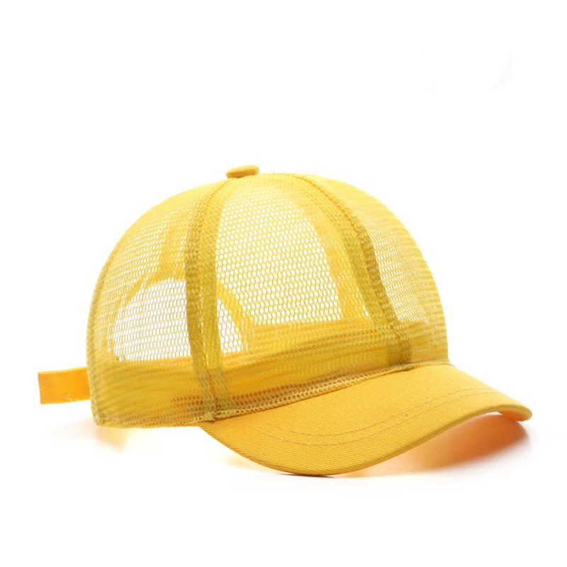 Mesh Baseball Cap for Men Women Breathable Summer Hat Lightweight Trucker Cap Adjustable Sun Hat with Quick Dry Design