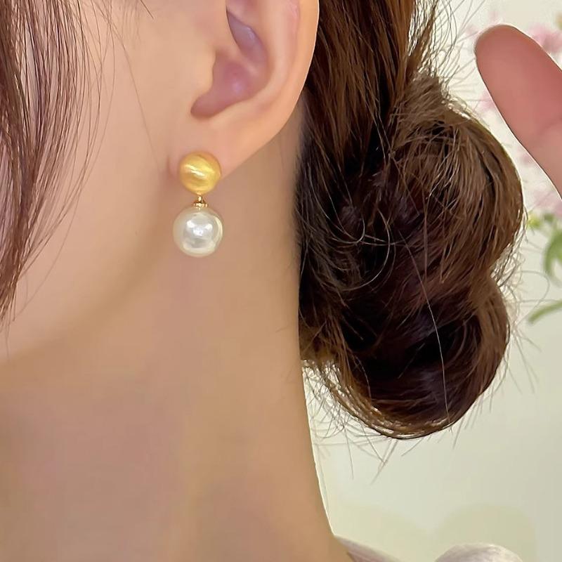 Vintage French Style Brushed Shiny Faux Pearl Stud Earrings For Women