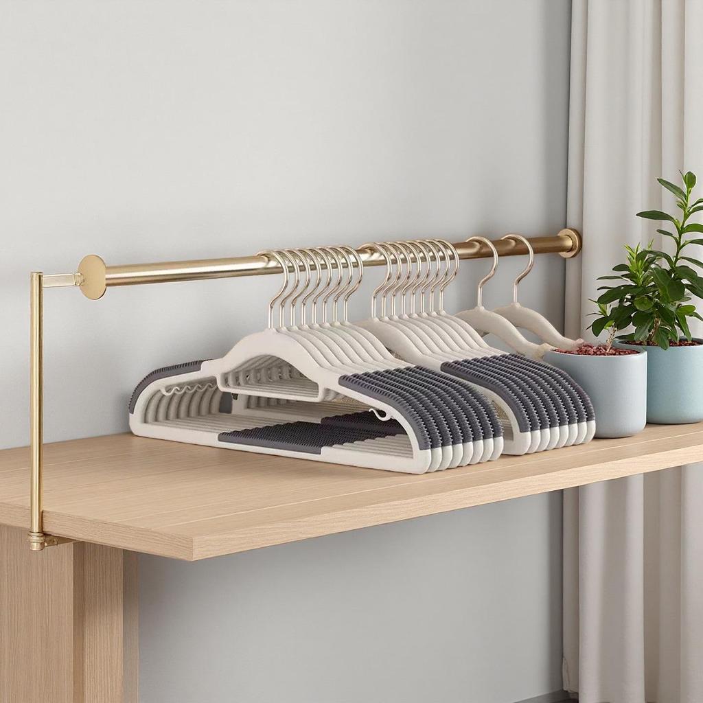 Seamless Non-Slip Rotatable Plastic Clothes Hanger: Thickened, Multifunctional, Wide Shoulder for Wet & Dry Use