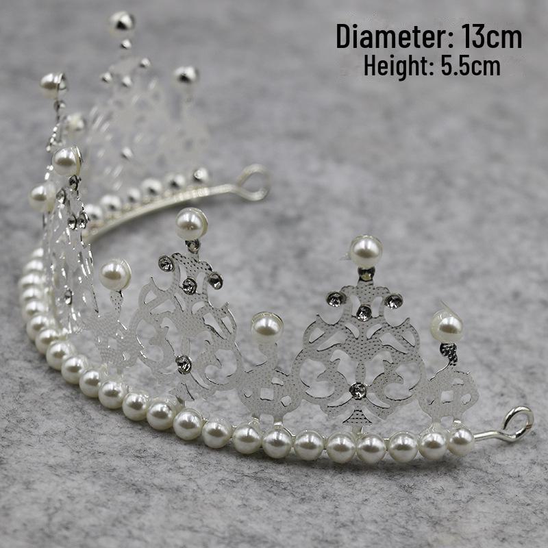 Queen Crown Cake Decoration with Lace, Pearls, and Baby's Breath for Birthdays