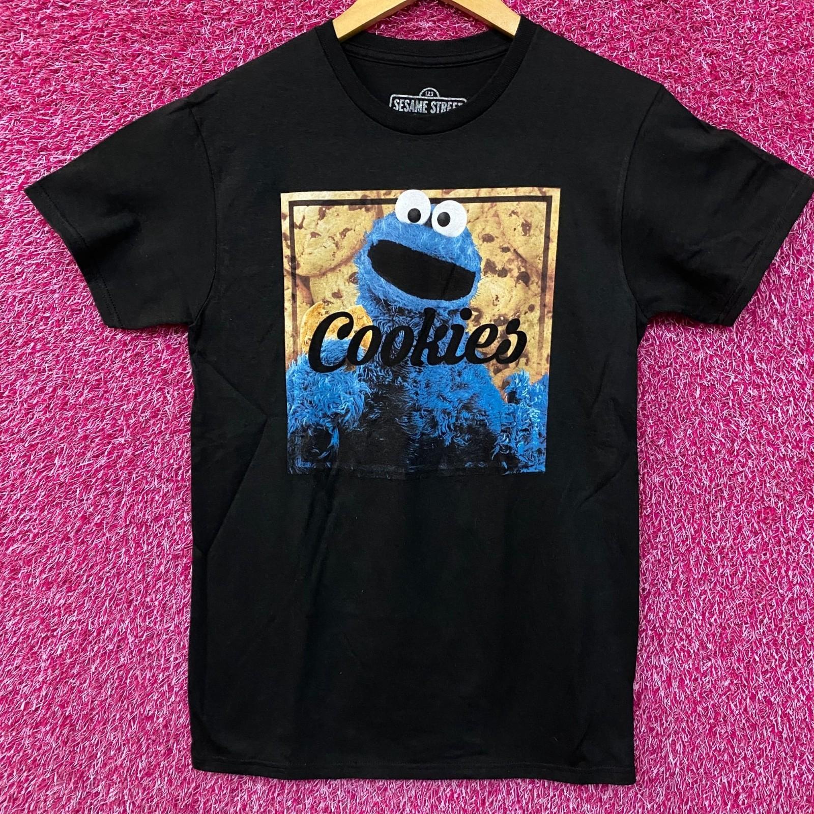Sesame Street Cookie Lover Portrait Graphic T-Shirt Small S