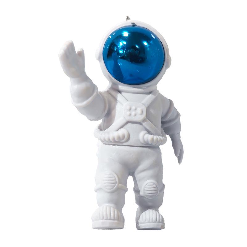 Hot Sale Creative Fish Tank Astronaut Ornament - Floating Diver Decoration for Home Landscaping