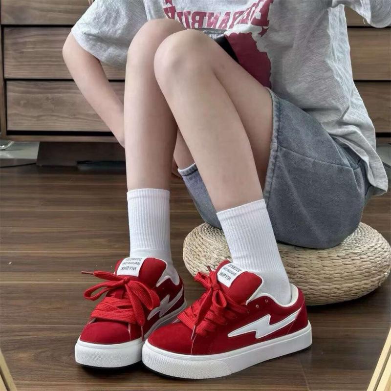 College style retro niche red breadboard shoes women's ins tide 2025 autumn new versatile sports casual shoes