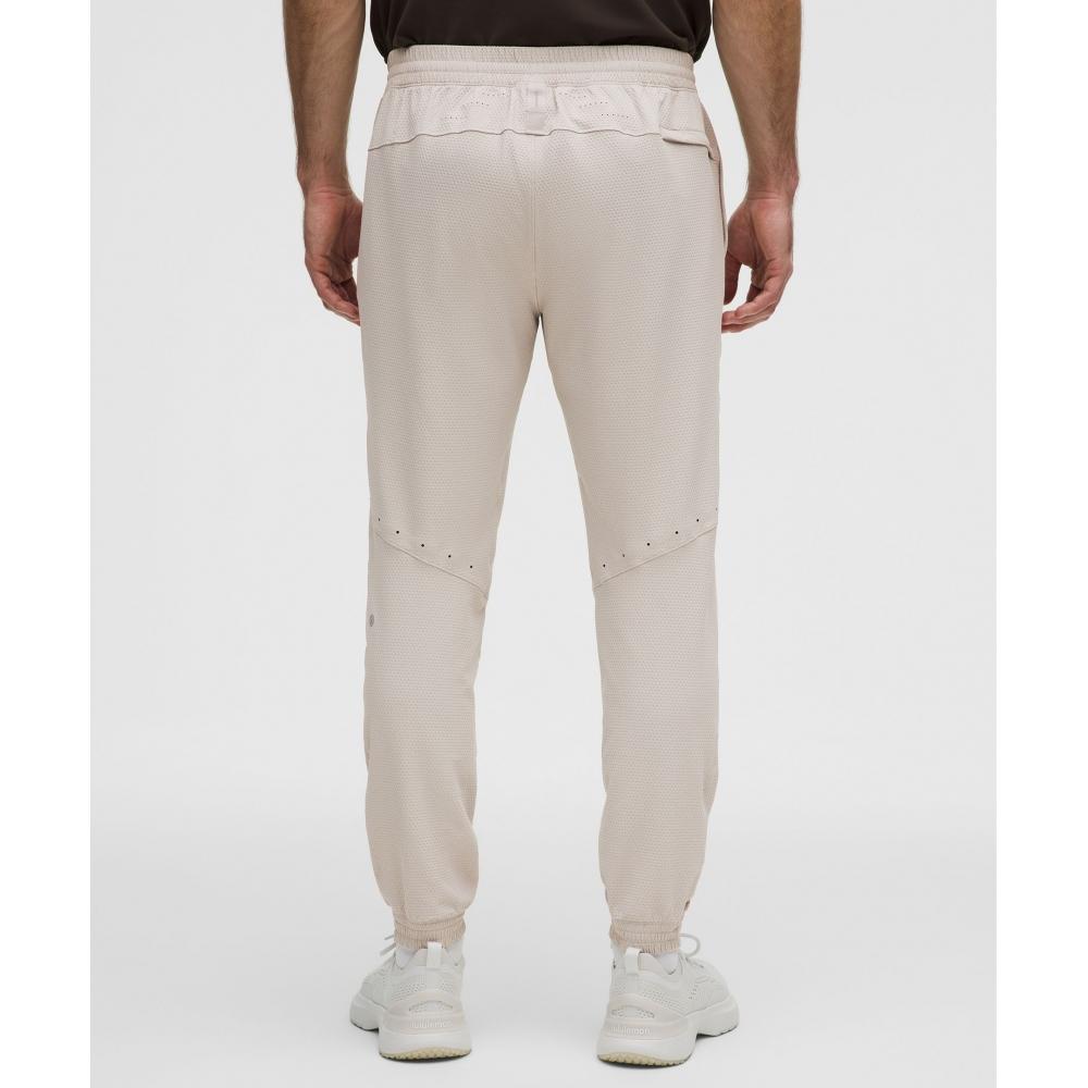 Lululemon License To Train Textured Jogger  Regular downTown Tan