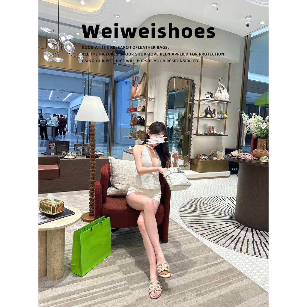 High-end Pearl Shell Straw-woven Flat-bottomed Slippers Women's French Sandals New