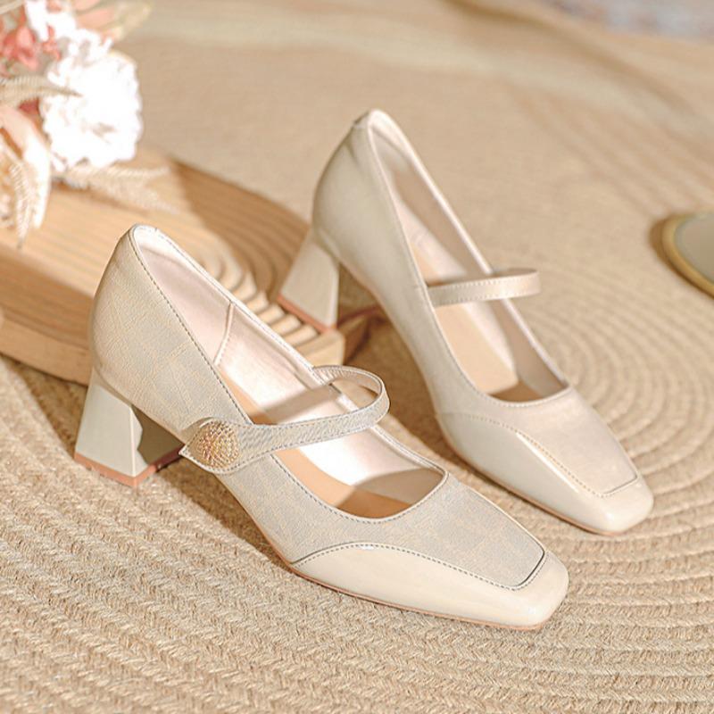 Fashion One Line High Heels for Women 2025 New Style Square Toe Thick Heel Mary Jane Single Shoes Large French Red Wedding Shoes Pumps