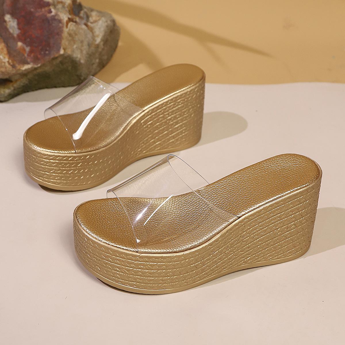 

Туфли-шлепанцы на высоком каблуке 2025 новые на толстой подошве на танкетке сандалии с прозрачным ремешком женская обувь модные туфли-шлепанцы на высоком каблуке внешняя торговля 43 золотой