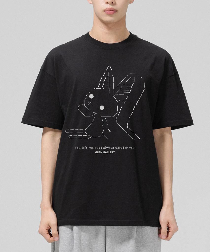 Geulaenpini Lonely Rabbit Oversized Short Sleeve T-Shirt - Black