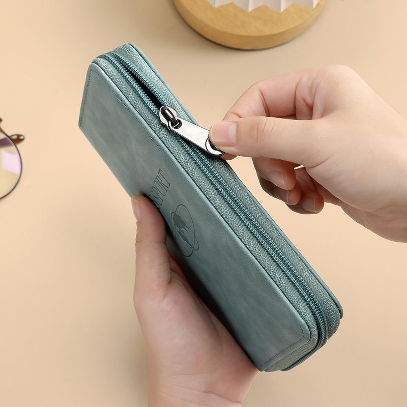 RFID Blocking Passport Holder PU Leather Wallet Passport Cover Portable Multi-function Zipper Ticket Clamp Travel Accessories