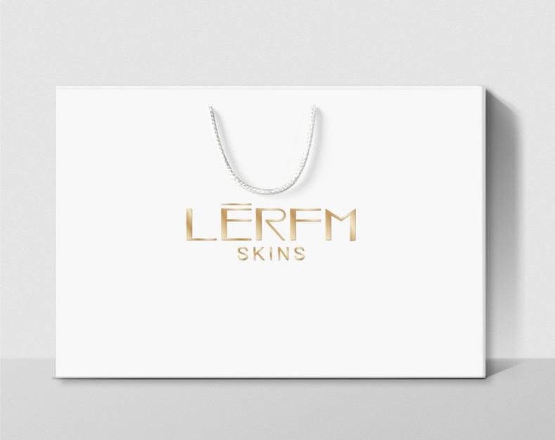 Lanyifangke Deer Velvet Collagen Hydrating Skincare Set - Eight Pieces for Moisturizing Skin Care.