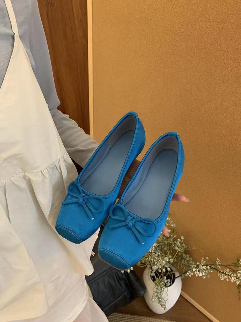 Korean Version Spring and Summer Velvet New Doudou Shoes Small Fragrant Wind Light Low Heel Single Shoes Women's 2025 Bow Square Head
