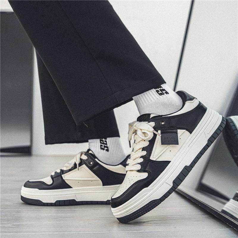 Summer Board Shoes Men's Casual Black and White Panda Niche Design Sense Sliding Board Shoes Ultra Light Thick Sole