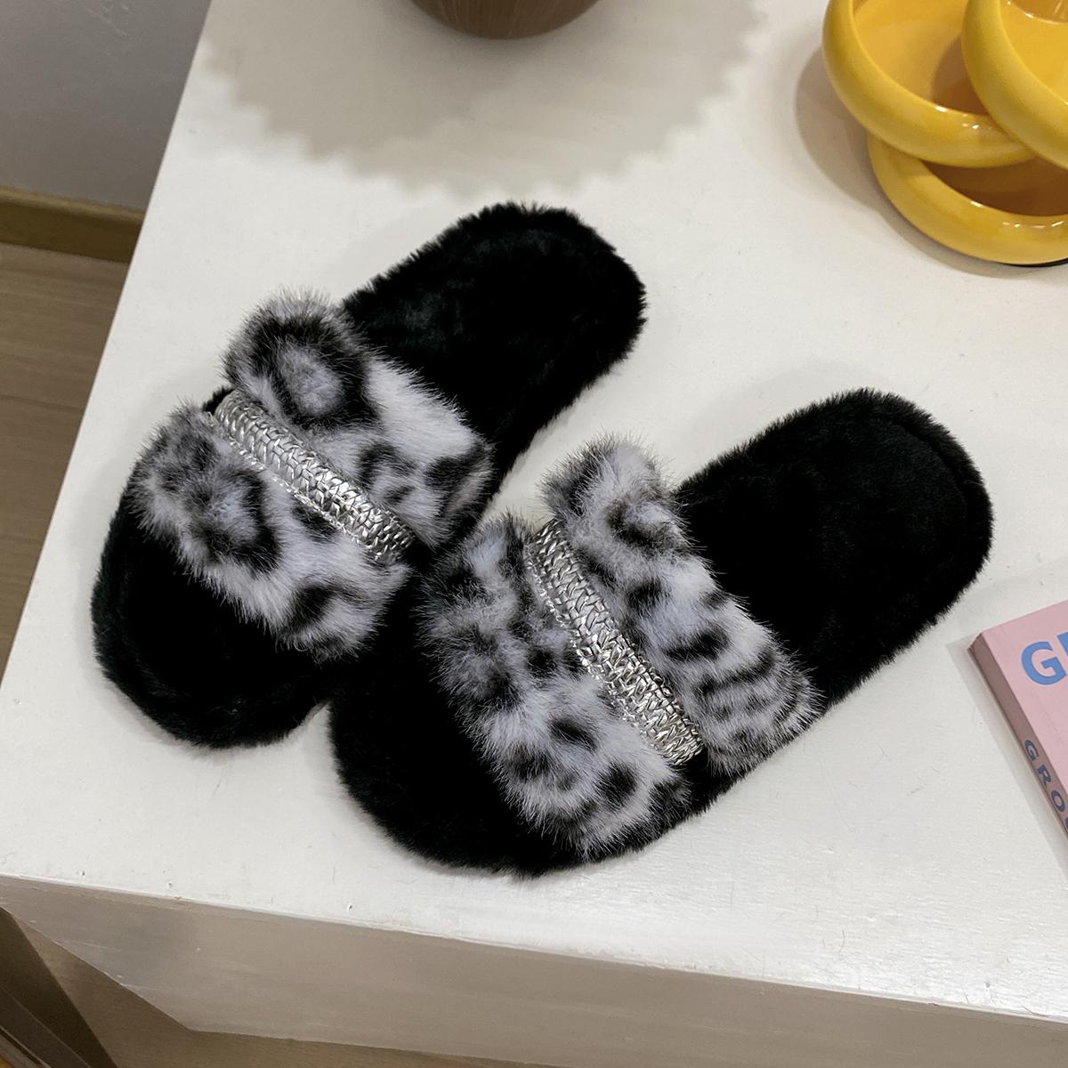

Сексуальные тапочки женские шлепанцы повседневные на плоской подошве с низким каблуком туфли для женщин леопардовый мех слипоны платформа блестящие зимние туфли большого размера 41 черный белый