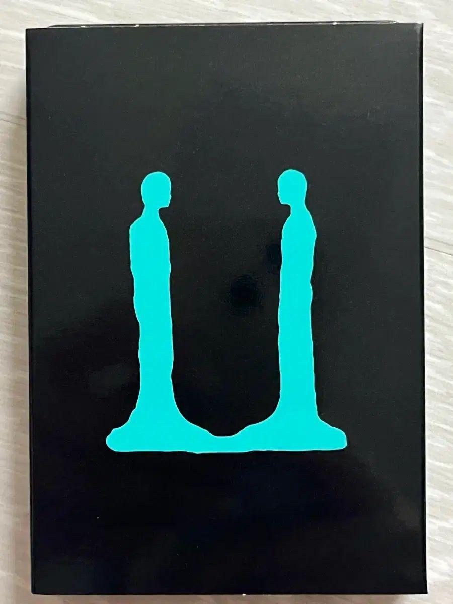 

[USED] G-DRAGON Weavermensch Trading Card Album + Bonus Trading Card