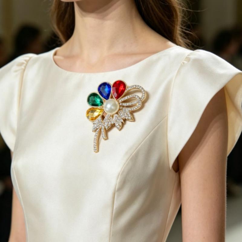 Women's Flower Brooch with Colorful Rhinestones and Elegant Plant Design for Parties