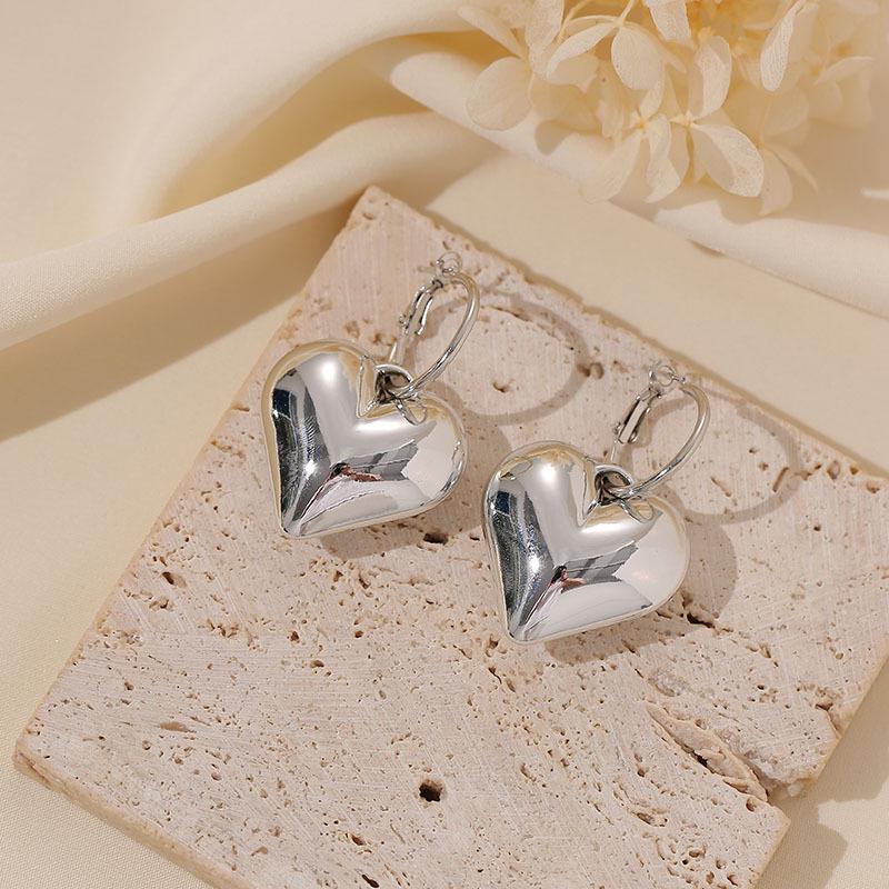 Elegante Set di Orecchini a Forma di Cuore e Bracciale Geometrico con Collana con Ciondolo a Cuore