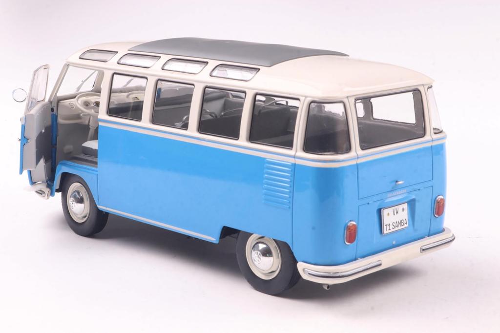 Solido scale Volkswagen T1 Samba Bus 1962 1/18 Blue/White