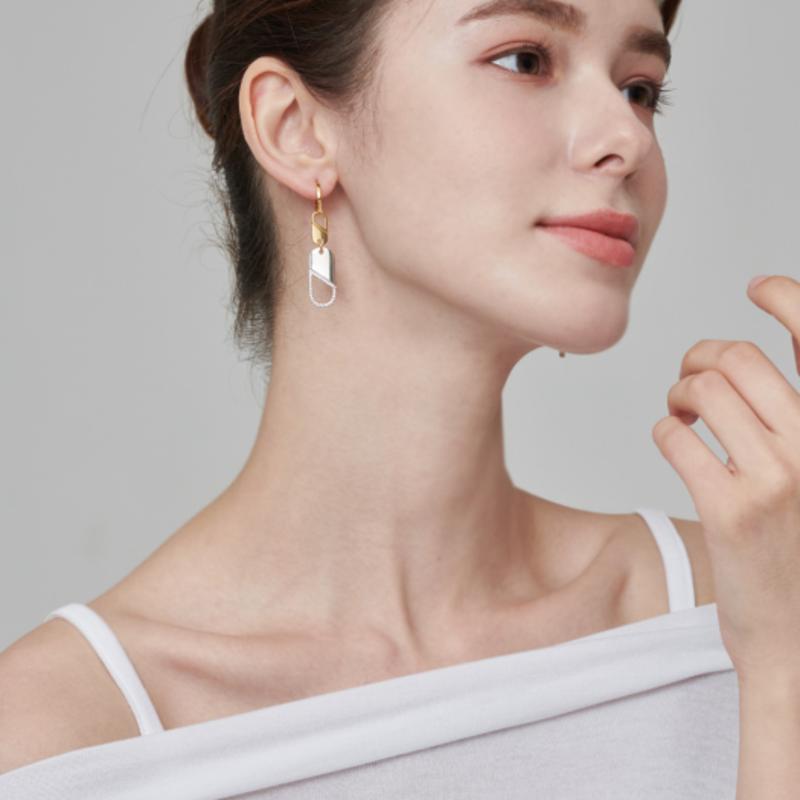 ELLE Jewelry Urban 14K Combi Drop One-Touch Earrings (Gold Pin) ELGPEE391