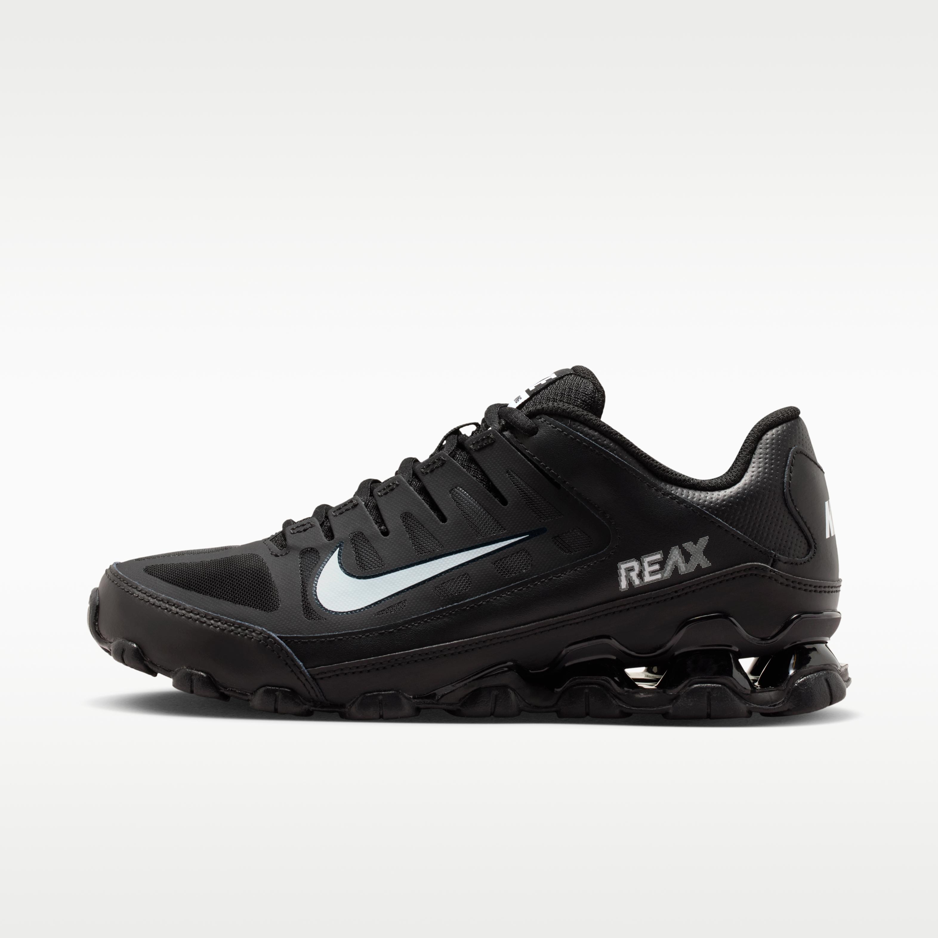 Nike Reax 8 TR Black White (Women s) 36.5