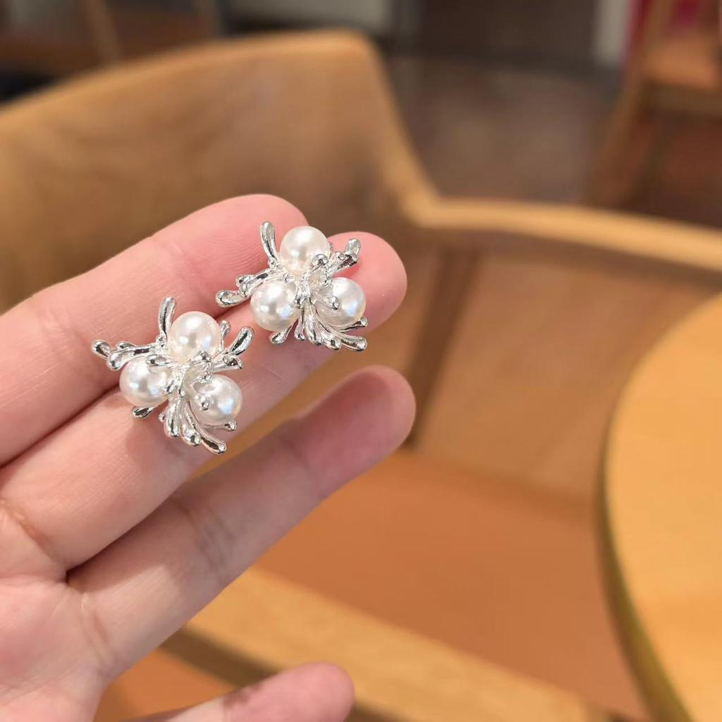 Zircon Geometric Pearl Stud Earrings Autumn and Winter Retro Elegant Earrings Temperament Earrings Women