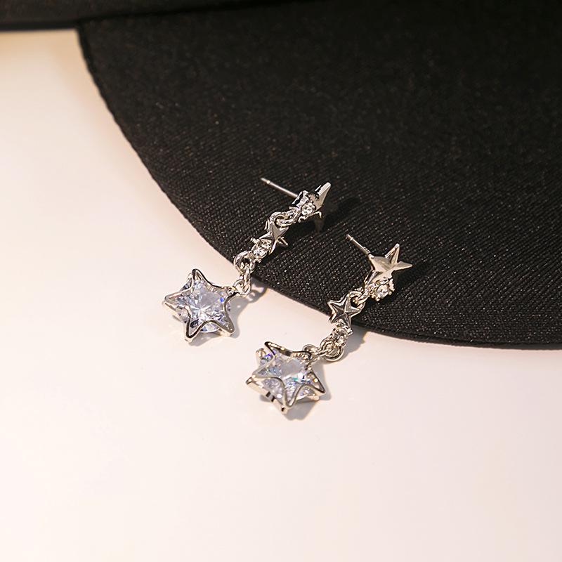 Silver Needle Diamond-Inlaid Hollow Star Geometric Earrings