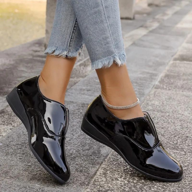 2025 Low Heel Black Retro Student Single Shoes Office Outsole Casual Black  Leather Shoes