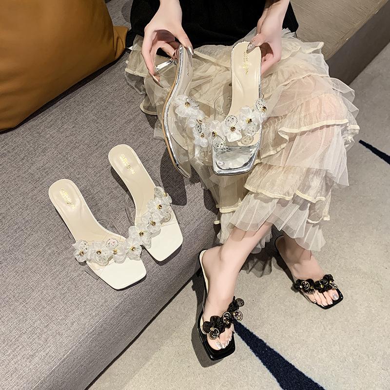 Slippers women's 2025 summer new Korean version of sweet flowers one-word transparent crystal and special-shaped high-heeled cool slippers women
