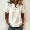Camicetta da donna Henley a maniche corte con cuciture a contrasto, azzurro chiaro, top casual con bottoni sul davanti, scollatura rotonda, tinta unita