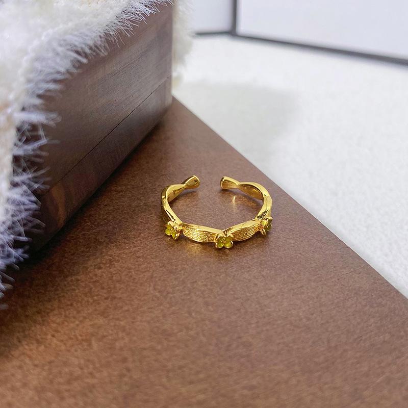 Nischendesign Farbiger Zirkon Liebe Gebürsteter Offener Ring Klein Frisch Hochwertig Zeigefingerring Leichter Luxusring Damen