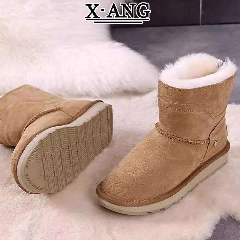 Winter Sheepskin and Fur Integrated Snow Boots Women's Thick-soled Non-slip Velvet Thickened Warm Large Cotton Shoes Short Boots