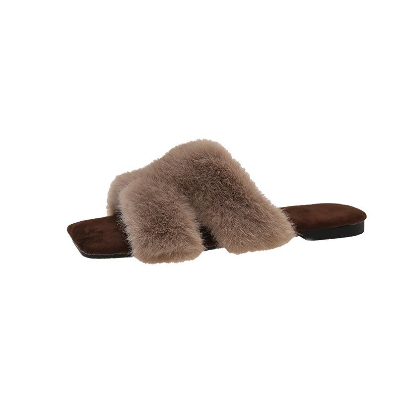 Black high-end flat-bottomed outer wear fluffy slippers female 2025 autumn and winter new one-pedal fairy velvet cotton slippers