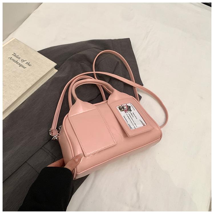 Retro handbag women's spring and summer new niche fashion versatile messenger pillow bag