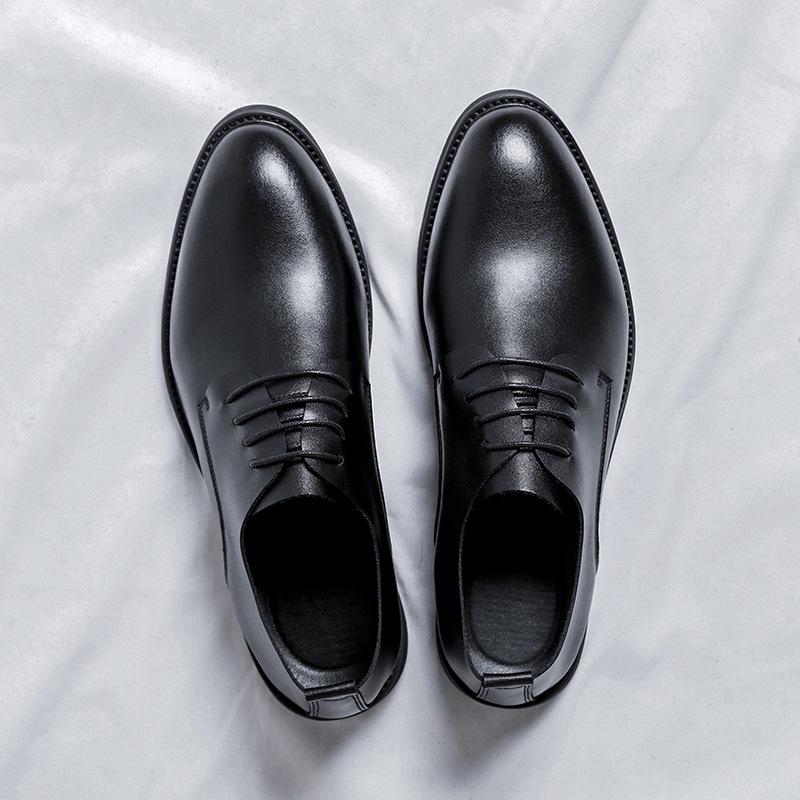 

Кожаные туфли мужские корейские версии тренд весна-осень деловые деловые повседневные британские остроносые кожаные свадебные туфли для жениха 66780-R 38 чёрный