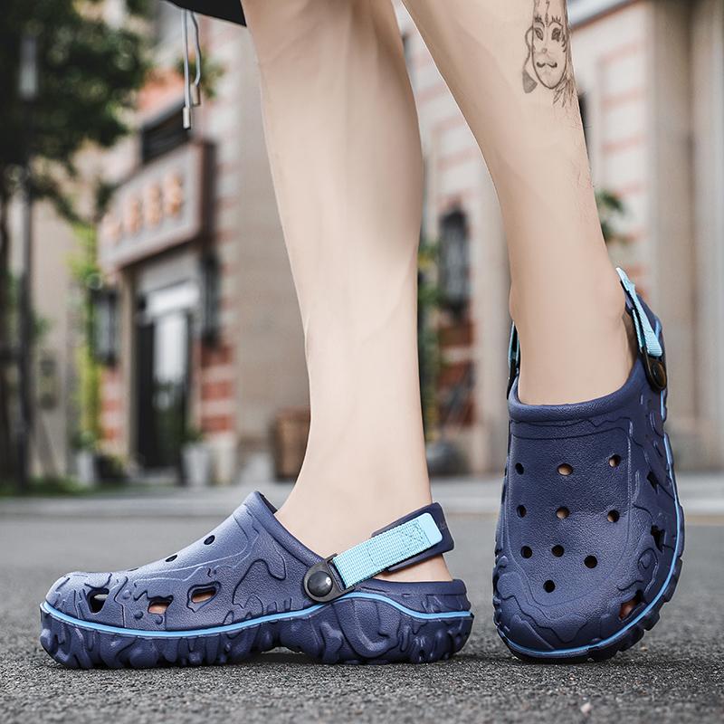 Summer Men Slippers Light EVA Big Size Casual Shoes Hole Shoes Clogs Men Home Garden Outdoor Male Beach Flat Sandals Men Shoes