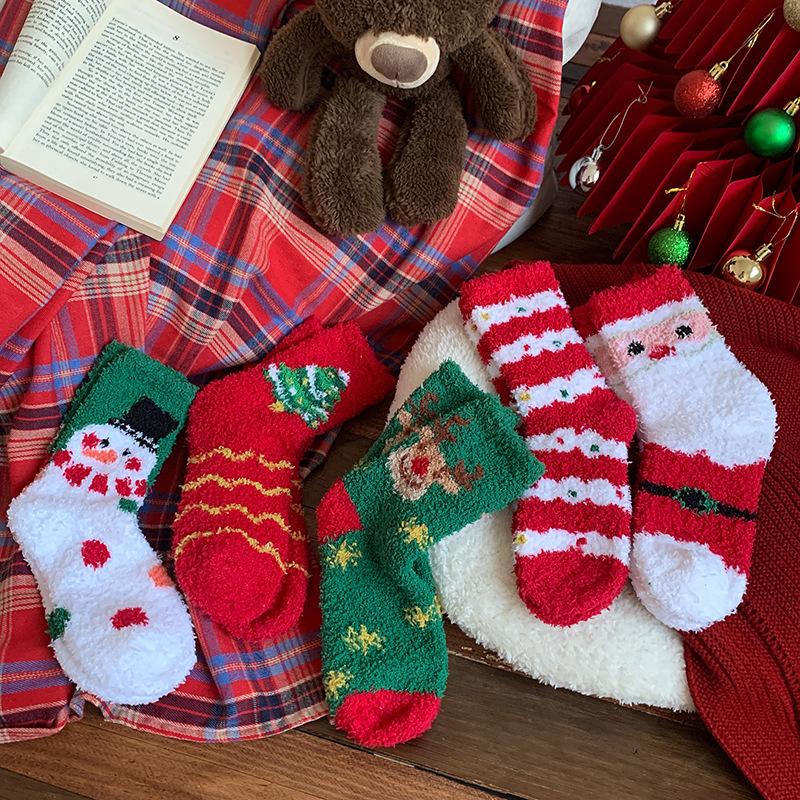 Coral Fleece Women Christmas Socks Mid Tube Socks for Adult Winter Plush Cute Ladies Thick Long Designer Socks