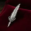Decorative Clothing Accessory 1/2Pcs Vintage Feather Brooch for Men, Alloy Silver Lapel Jewelry, Pin Badge Clothes Bag Hat Scarf Suits Metal