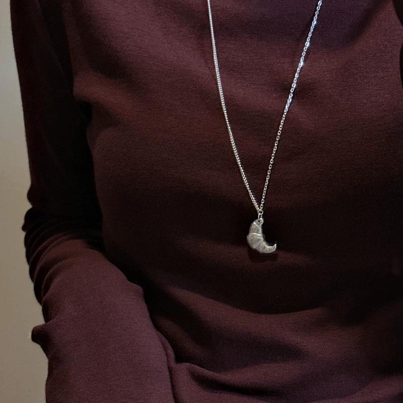 FY-40TL13 S925 Sterling Silver Korean Version Niche Design Textured Horn Bag Necklace Korean Style Long Sweater Chain