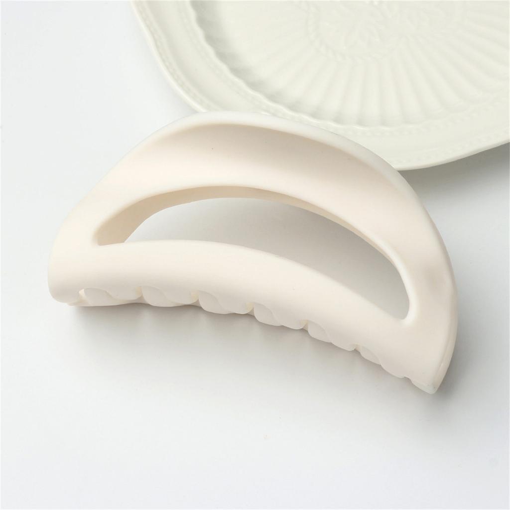 Flexible Silicone Hair Claw Strong Hold Hairpin Minimalist Design Headdress For Office Parties or Casual Outings