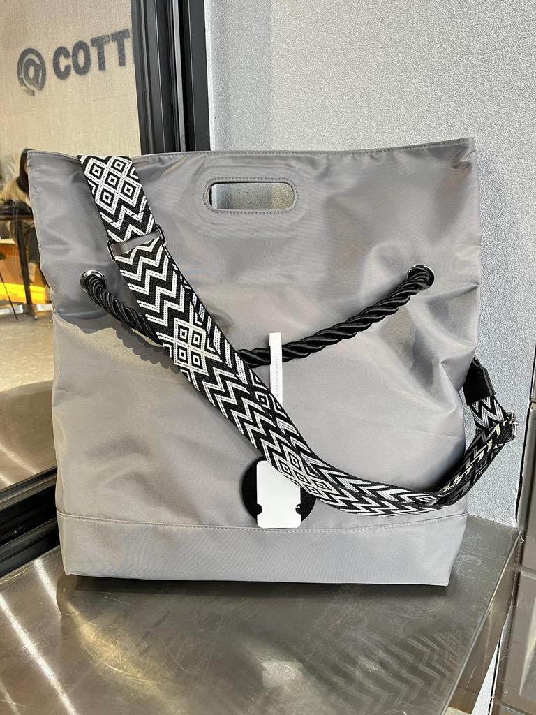 Men's Black High-End Large Capacity Tote & Crossbody Sports Bag