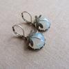 Boucles d'oreilles libellule en Bronze Vintage pour femmes, bijoux à la mode, couleur or, motif sculpté en métal incrusté de pierre de lune