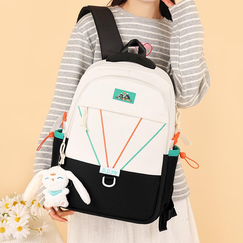 A New  Fresh and Elegant Schoolbag for Primary School Students  A Fashionable and Large Capacity Backpack on Campus