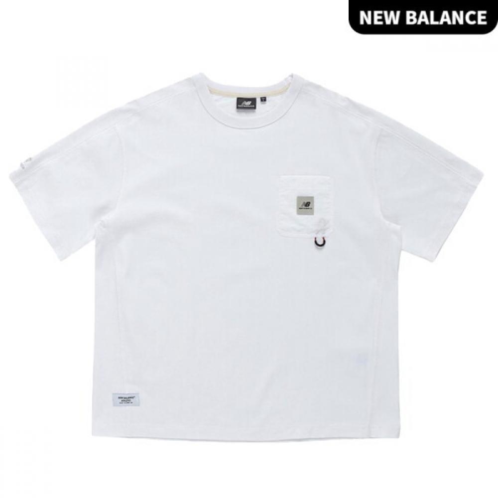 

New Balance PockeT ShorT Sleeve T shirT Nbned2a013 64 creamy/100
