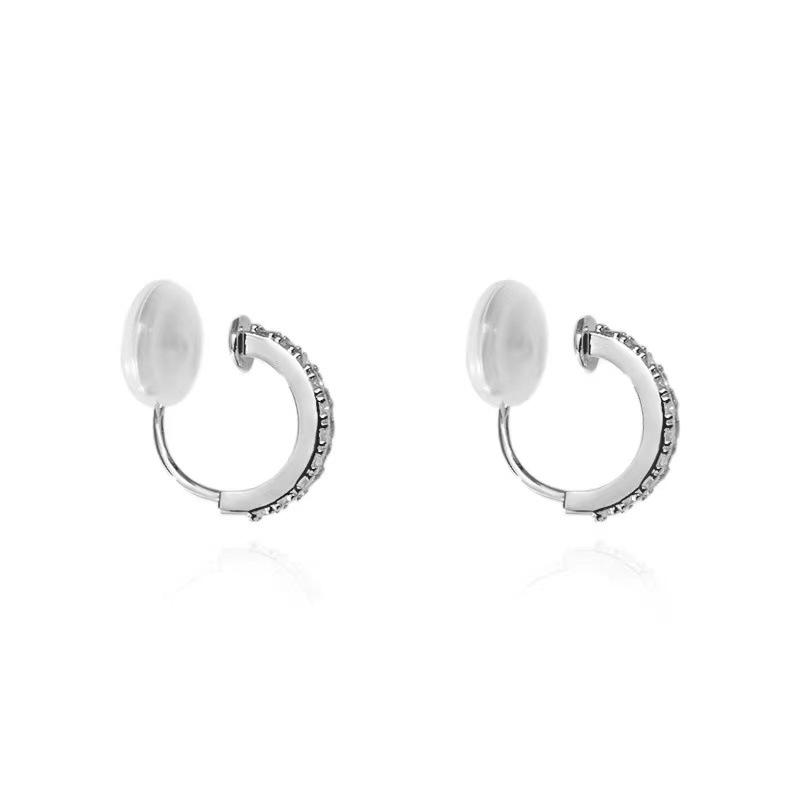 

Элегантные безболезненные серьги-клипсы для повседневного ношения